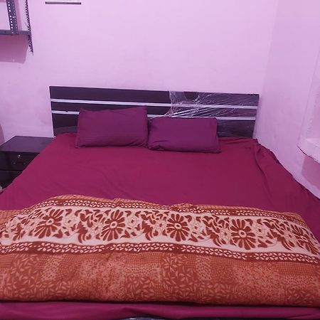 Kanti Devi Seva Sadan Mathura Eksteriør billede